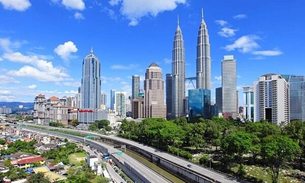 Finding Cheap Flights From Mumbai to Kuala Lumpur