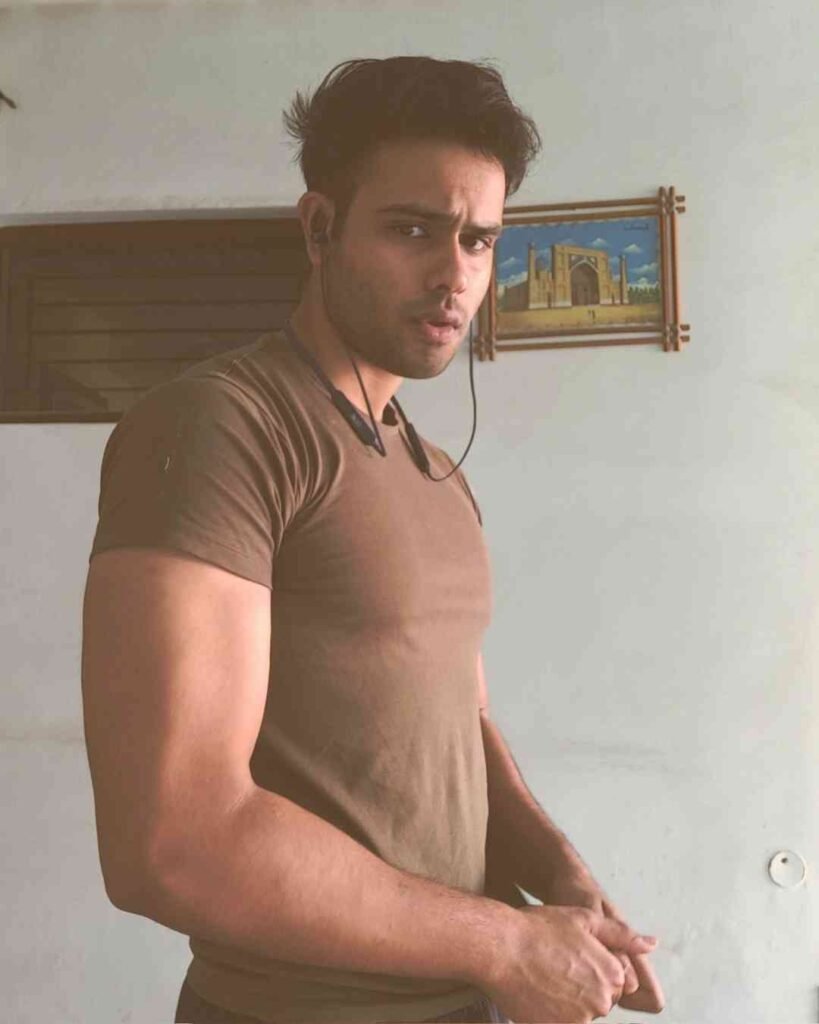 Arpit Bala Age, Weight , Height, Hair, Skin Color,Biceps size